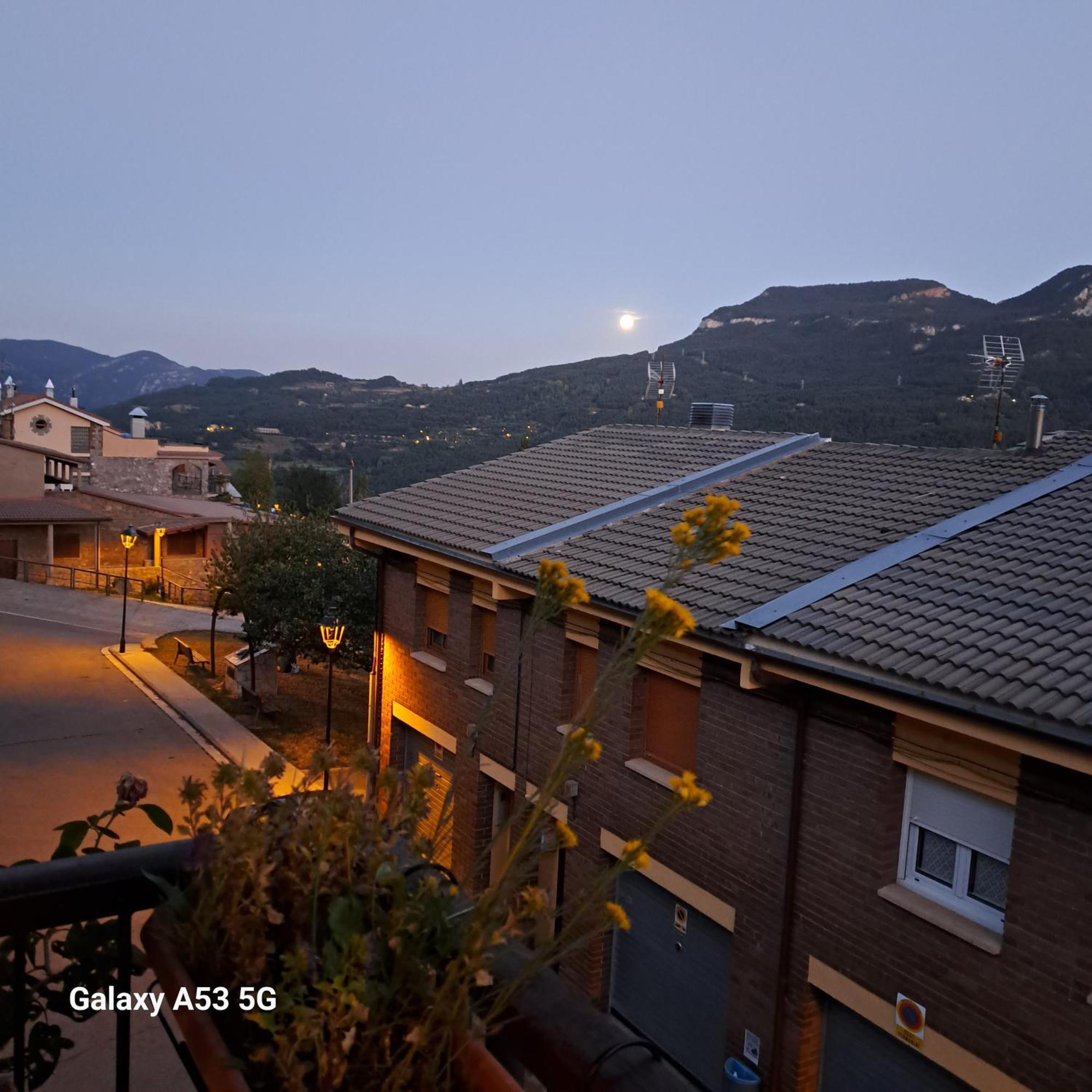 Ensija Pedraforca Apartment Saldes Exterior photo